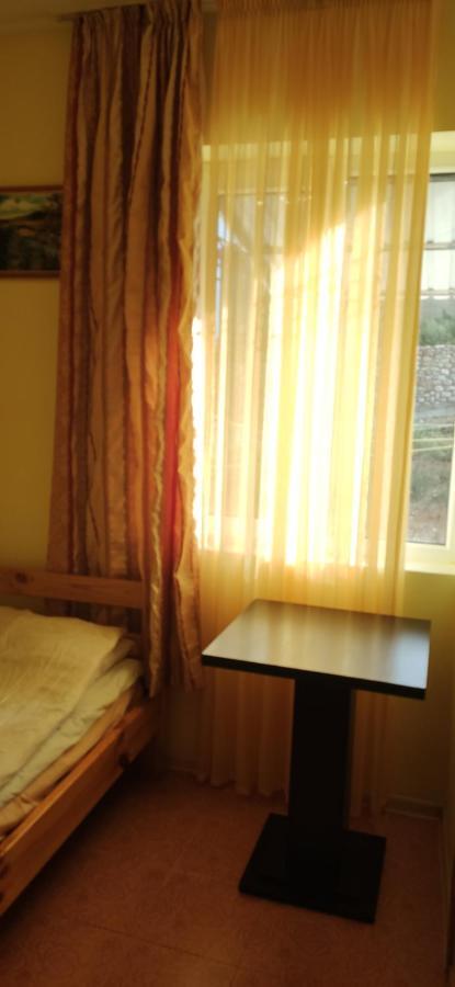 Guest House Albatros Cholpon-Ata Eksteriør billede