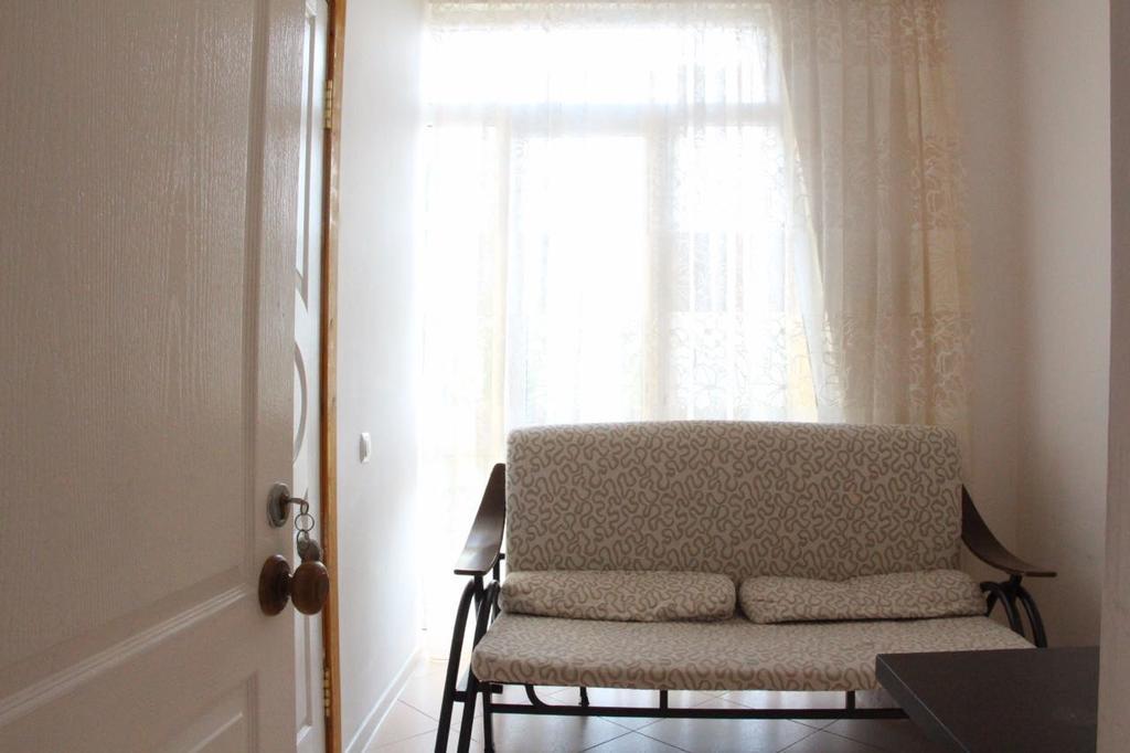 Guest House Albatros Cholpon-Ata Eksteriør billede